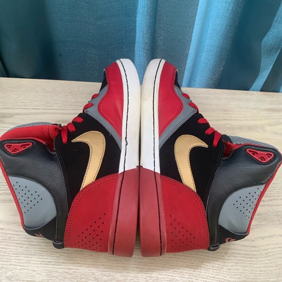 Nike Court Tranxition Men’s Sz 8.5 main image 4